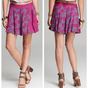 Free People Sheila‎ Vivid Purple & Gray Floral Culotte Shorts sz 2 boho thumbnail 2