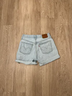 levi’s jean shorts thumbnail 2