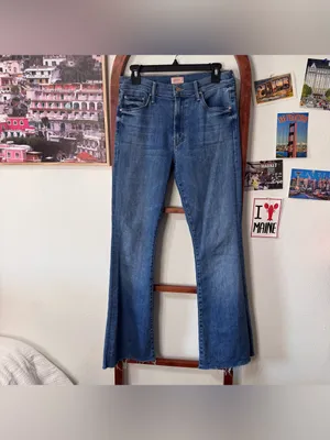 Mother the weekender fray a groovy kind of love jeans thumbnail 3