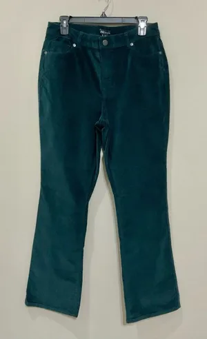 Jones New York Green Velvet Pants Straight Leg Jean Style Size 12 JNY thumbnail 1
