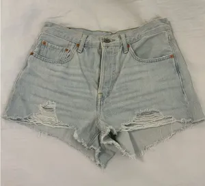 Levi’s 501 Jean Shorts thumbnail 1