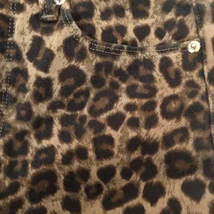Good American Good Legs Sage Leopard Skinny Jeans thumbnail 7