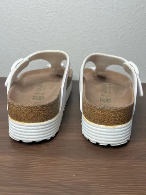 Papillio Birkenstock White Vegan Leather Gizeh Flex Platform Sandal Size 6 thumbnail 5
