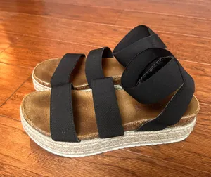 Steve Madden Black Sandals thumbnail 1