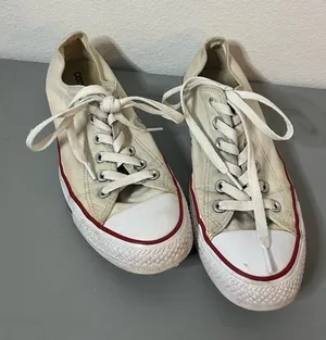 Converse All Star White Retro Canvas Chuck Taylor Maroon Low Top Sneakers Sz 9.5 thumbnail 1