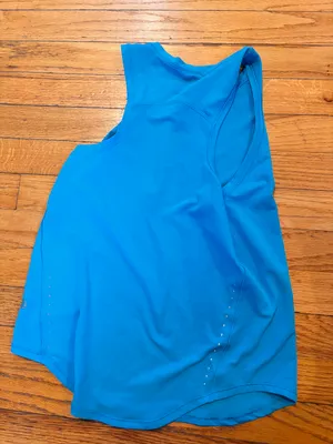 Lululemon Tank thumbnail 2