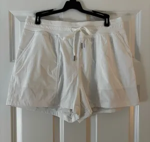 Lululemon Dance Studio Shorts thumbnail 1