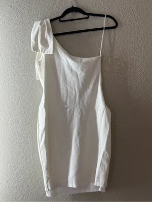 Lulus White One Shoulder Bow Bodycon Mini Dress Size Medium Bridal Party thumbnail 10