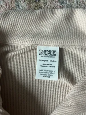 PINK Victoria's Secret Sweat Set thumbnail 3