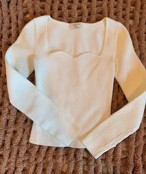 Aritzia Babaton Sculpt Knit Sweetheart Long Sleeve Top Matte Pearl XS thumbnail 1