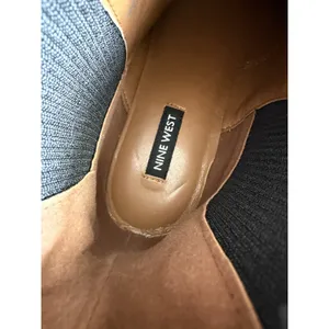 Nine West Tan Suede Chelsea Boots Women's 7.5M Silver Heel New NWOB thumbnail 9