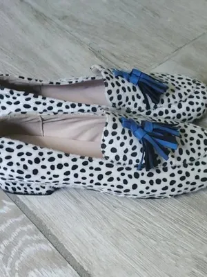 NWOT Dalmatian Print Tassel Loafers Size 40 thumbnail 4