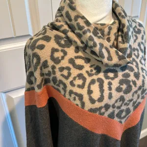 First‎ Love Small Leopard Animal Print Chevron Cowl Neck Sweater Top thumbnail 3