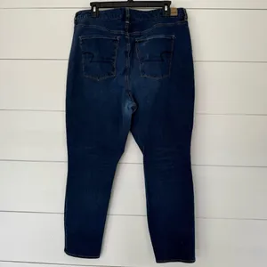 American Eagle Women’s 18 Regular Curvy High Rise Jegging Jeans thumbnail 4