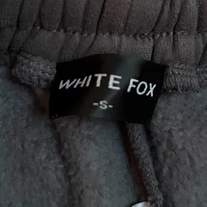 Dark Grey White Fox‎ Joggers Size Small EUC thumbnail 5