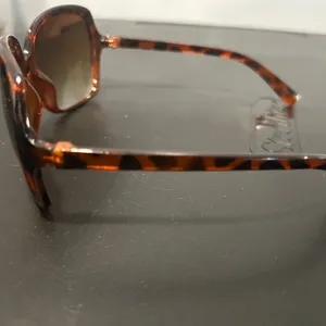 Tortoise Shell Sunglasses Brown thumbnail 2