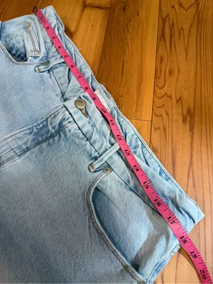 Good American The Weekender Straight Leg Raw Hem Jeans Light Wash Size 14/32 thumbnail 6