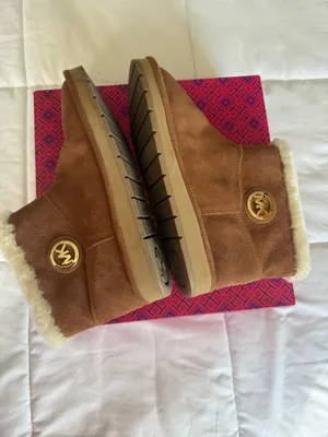 Michael Kors Boots Women’s 9 thumbnail 3