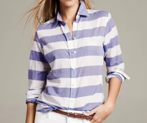 Banana Republic Blue and White Striped Soft Wash Shirt Size Medium thumbnail 1