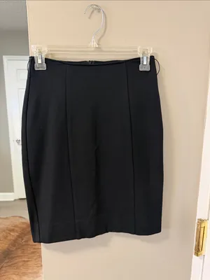 $195 Alice + Olivia mini pencil skirt in black size 2 thumbnail 2