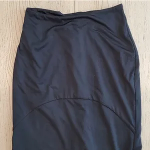 Tiger Mist Black Maxi Skirt With Front Cut thumbnail 5