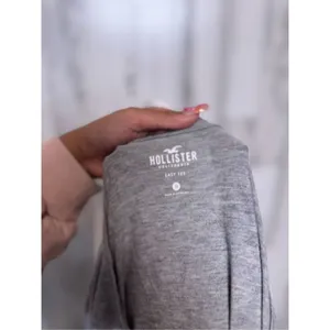 Hollister gray top thumbnail 4