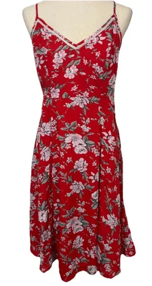 Lulus red floral summer dress with slit sundress size Medium thumbnail 1