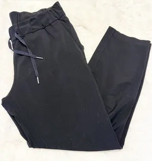 Lululemon On The Fly Pants Black Size 8 Drawstring Pull On Athleisure thumbnail 1