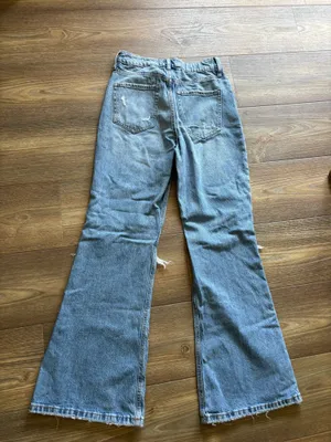 Garage low rise light wash flare distressed jeans woman’s size 5/27 thumbnail 4