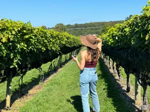 Abercrombie Ultra High-Rise Straight Jeans thumbnail 2