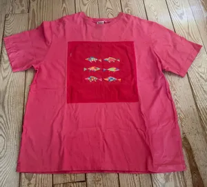 Johnny Was Pink Fish Patch T-Shirt Size 2X holes & stains in pics thumbnail 1