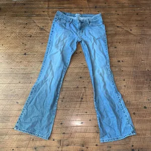American Eagle distressed Hipster flare normcore size 5 jeans thumbnail 1