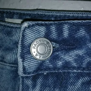 PacSun High Rise 24 Square Pocket Raw Hem Jeans Shorts thumbnail 2