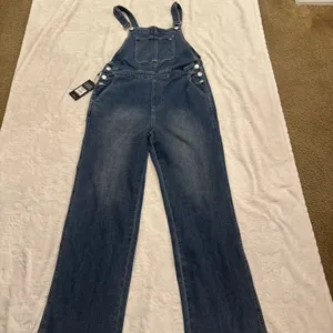 True Religion Women's Denims Straight Leg Overalls size L thumbnail 7