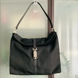 NICE GUCCI nylon bag 🌹🌹🌹 thumbnail 4