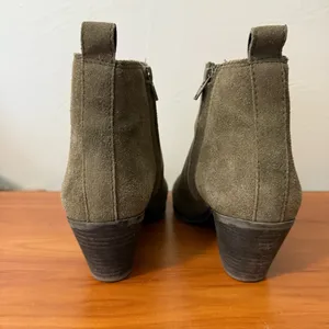 Frye & Co. Jacy‎ Chelsea Ankle Bootie Leather Suede Olive Green Side Zip 70738 thumbnail 4