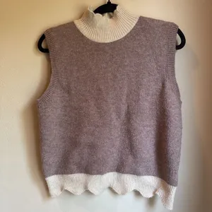 NWT Cream‎ Sleeveless Colorblock Scalloped Hem Cozy Sweater L Mock Neck thumbnail 2