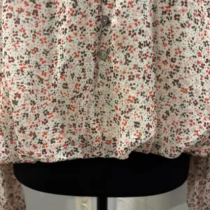 Entro NWT Women Floral Long Sleeve‎ Blouse Shirt Large Hook Eye Closure Boho thumbnail 5