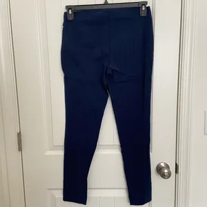 EUC Calvin Klein women’s navy blue‎ pull on stretch slim cut dress pants small thumbnail 5