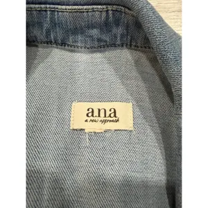 a.n.a. A New Approach Denim Jean Jacket Light Wash Size 1x Classic Casual thumbnail 6