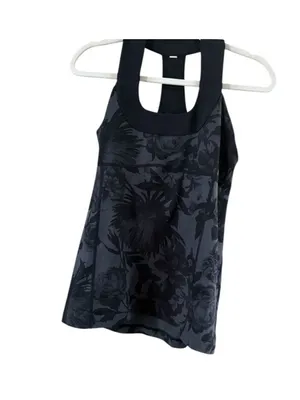 Women's Black Floral Scoop-Neck Tank Top thumbnail 8