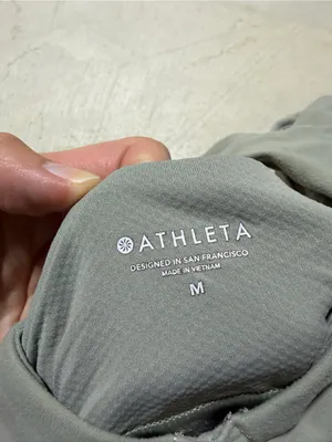 Athleta Ruched Front sports bra Green medium thumbnail 2