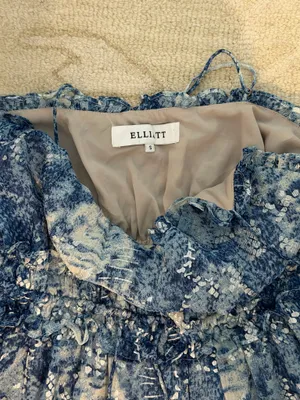 Elliatt Midi Dress thumbnail 4