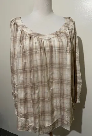 LC Lauren Conrad Beige Plaid Scoop-Neck Tunic thumbnail 1