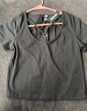 Hot Topic Black crop top thumbnail 1