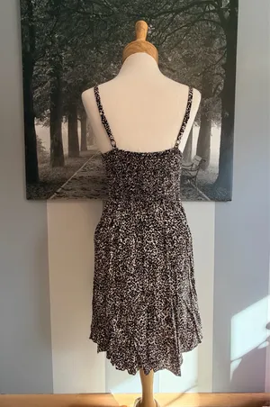 Old Navy Leopard Print Sleeveless Dress thumbnail 3