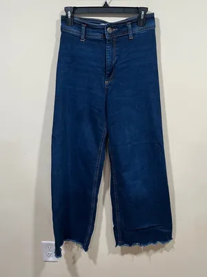 Zara marine wide jeans feature a dark indigo wash and a raw, cropped hem SZ6 EUC thumbnail 3