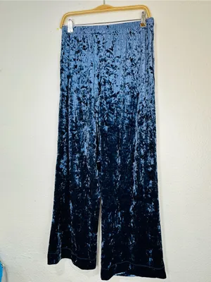 a new day Velvet Wide Leg Pants in Deep Navy thumbnail 4