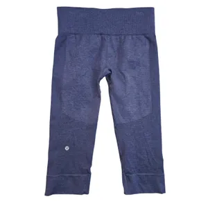 Lululemon Seamlessly Street Crop in Cadet Blue size 8‎ thumbnail 4