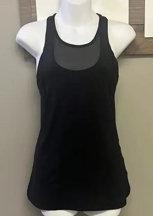 Lululemon Black Women's Racerback Tank Top Mesh Built-in Bra Size 6 thumbnail 1